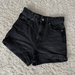 Zara Dark Denim MOM Jean Shorts